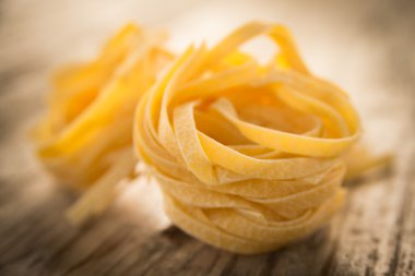 Pişmemiş İtalyan Tagliatelle