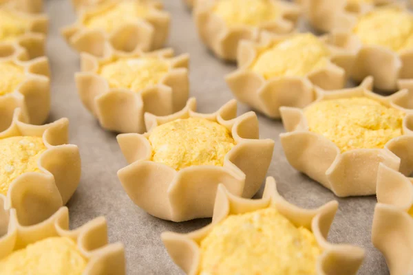 Taze Pardulas, Sardunyalı hamur işleri