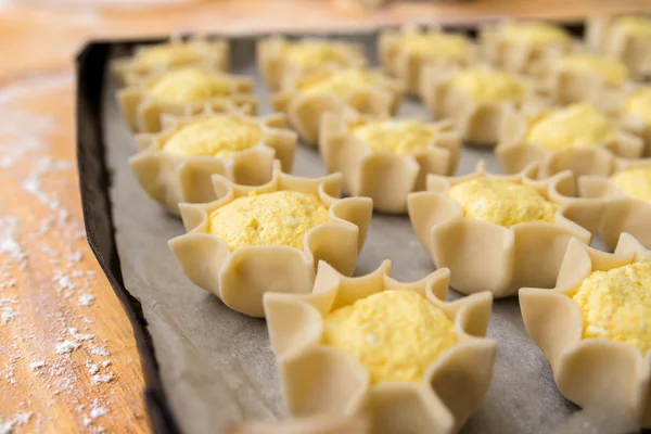 Taze Pardulas, Sardunyalı hamur işleri