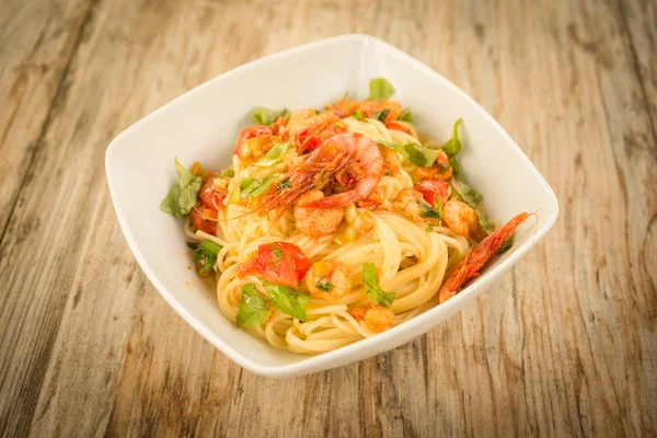 spagetti karides ile