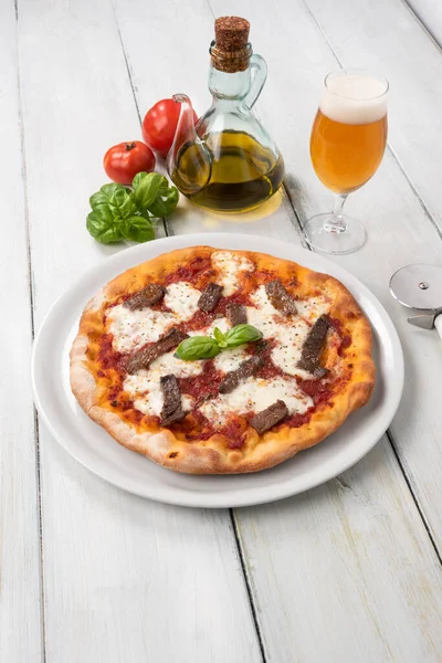 Delicious Homemade Pizza Close — Stock Photo, Image