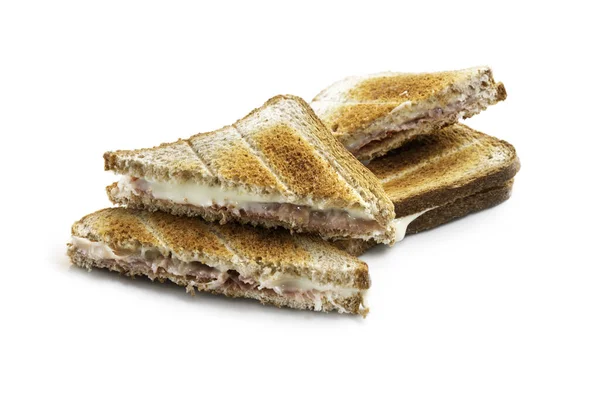 Еда Закрыть Вкусные Бутерброды Ветчиной Сыром — стоковое фото