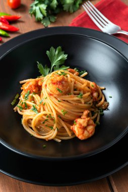 Yiyecekler. Lezzetli İtalyan makarnası yakın plan.