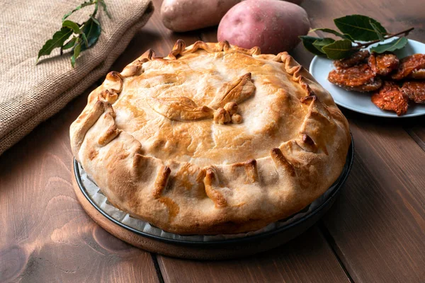 Panada Sarde Une Tarte Salée Traditionnelle Farcie Agneau Pommes Terre — Photo