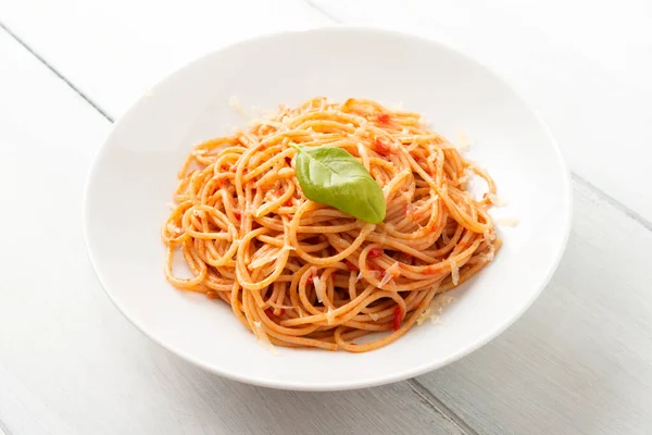 Schotel Italiaanse Spaghetti Met Tomatensaus Kaas — Stockfoto