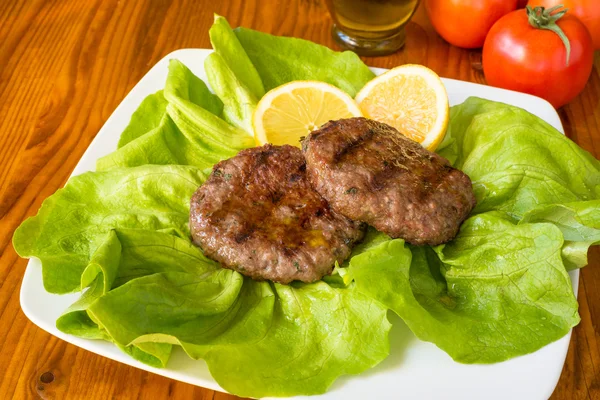 Rindfleisch-Burger — Stockfoto