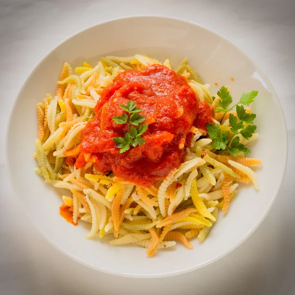 Malloreddus with tomato sauce, Sardinian pasta — Stock Photo, Image