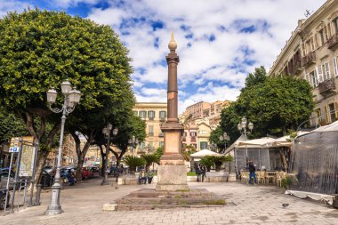 Sardunya, Cagliari, Yenne Meydanı