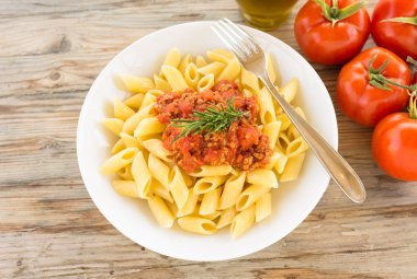 Mezze yahni soslu penne makarna çeşitleri