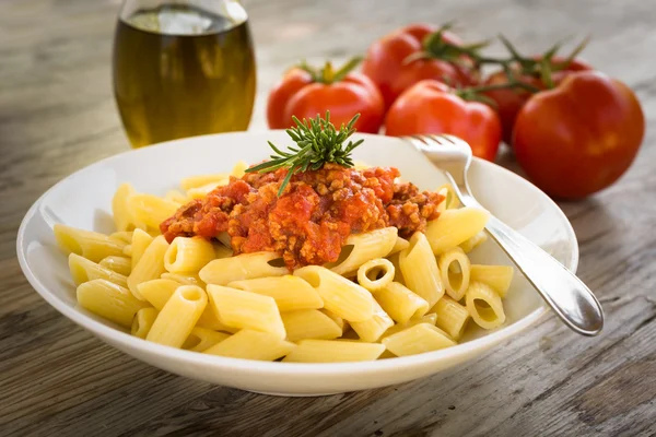 Mezze yahni soslu penne makarna çeşitleri