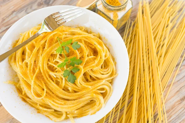 Bottarga Spaghetti, Sardijnse voedsel — Stockfoto