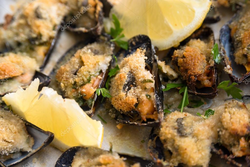 Mussels Gratin Stock Photo by ©marmo81 73911601