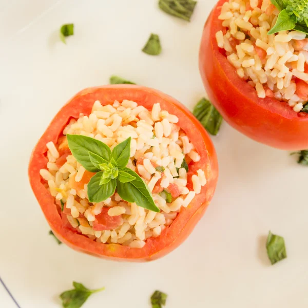 Pomodoro ripieno di riso — Foto Stock