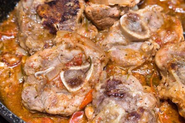 Marrowbones con salsa —  Fotos de Stock