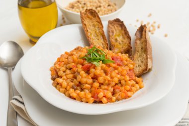 Fregola domates soslu, Sardunyalı mutfağı