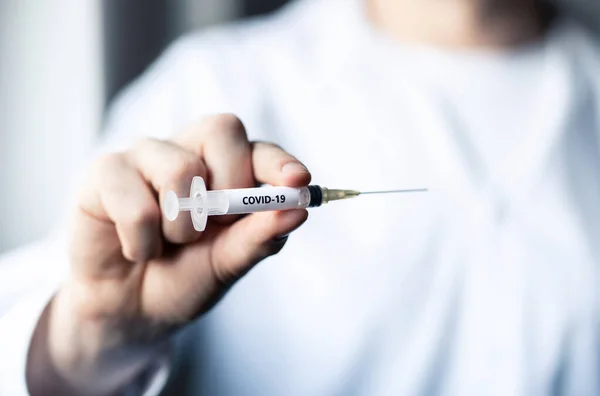 Vacuna Covid Inyección Virus Corona Inmunización Médico Enfermero Con Aguja — Foto de Stock