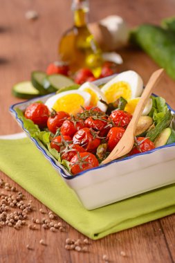 pişmiş sebze salatası