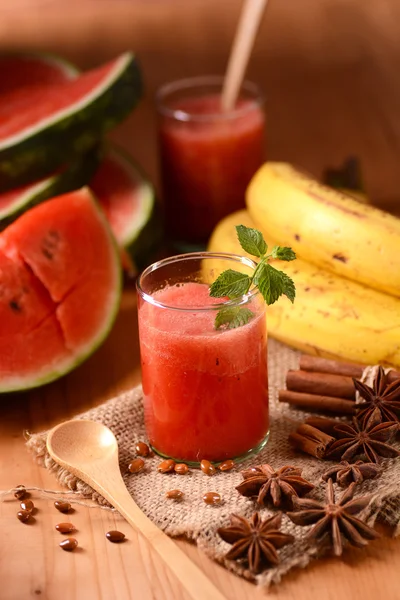 Watermelon and banana smoothie — Stock Photo, Image