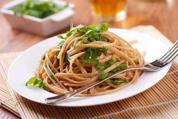 Pasta con rúcula —  Fotos de Stock