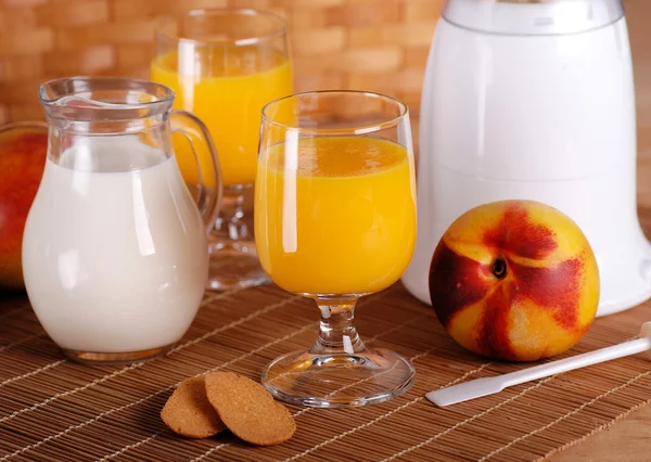 Peach smoothie in the glass — Stock Photo, Image