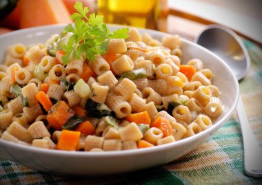 sebzeli çorba çorba tabağı 