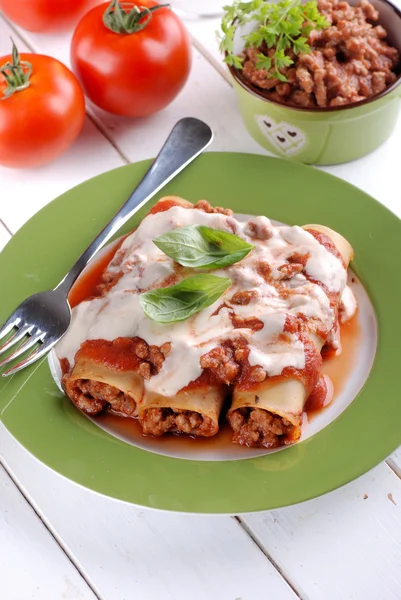 Cannelloni with meat sauce — Stock Photo, Image