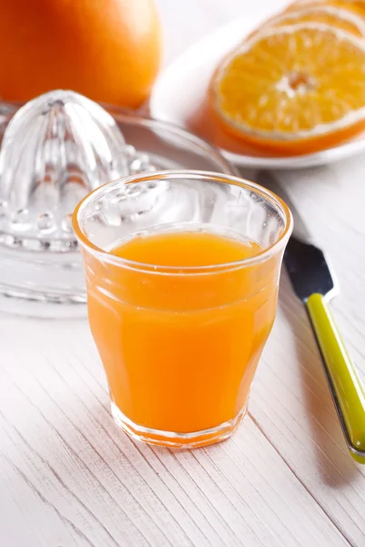 Zumo de naranja en vaso — Foto de Stock