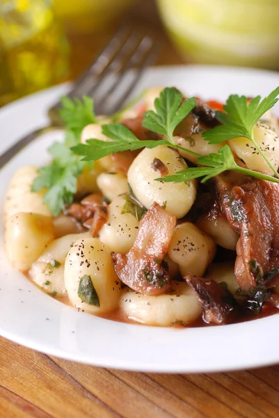 Patates gnocchi mantar ile — Stok fotoğraf