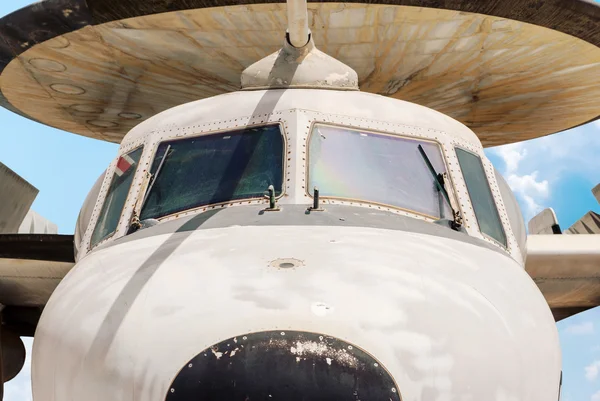 Allwetter-taktische flugzeuggestützte taktische Frühwarnung — Stockfoto