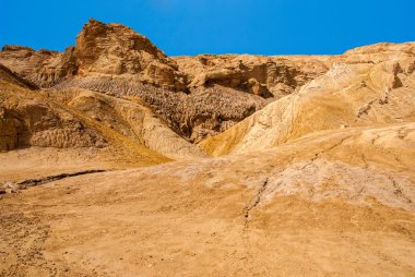 dead sea yakınındaki Necef çöl manzarası. İsrail