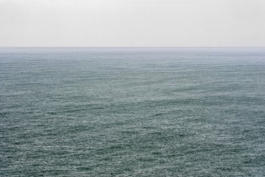 Açık denizde yağmur duş