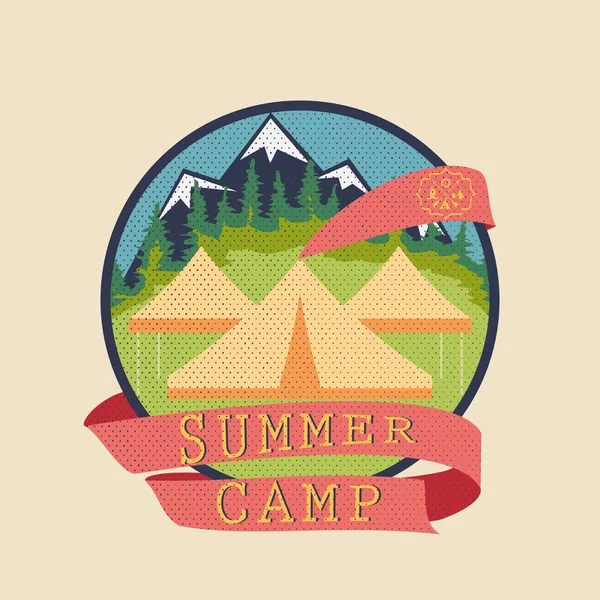 Campamento de verano, emblema de diseño gráfico de insignia de aventura — Vector de stock