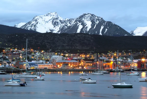 Una vista su Ushuaia, Terra del Fuoco . — Foto Stock