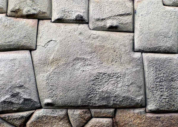 Ünlü on iki taraflı taş, Cuzco, Peru.