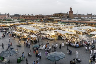 Jamaa el Fna, Marakeş'te kare