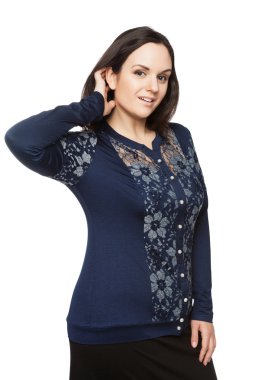 Bir bluz güzel esmer kadın