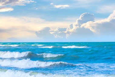 Deniz dalgaları arka planı. Yeni arkaplan.