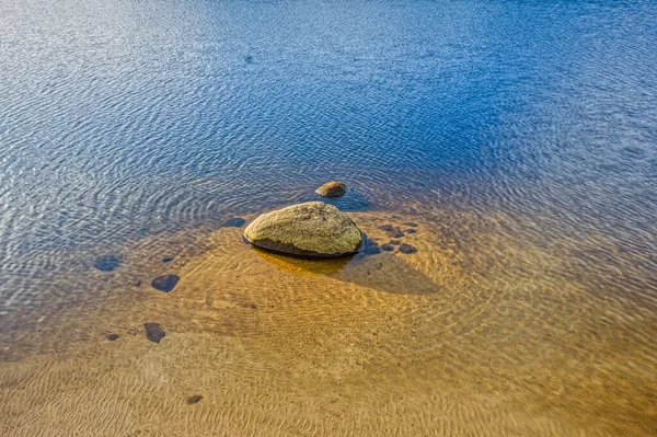 Камень Озере Песке Несколькими Рябью Текстур — стоковое фото