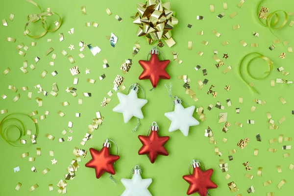 Feliz Navidad Piso Con Árbol Navidad Juguetes Navidad Sobre Fondo — Foto de Stock