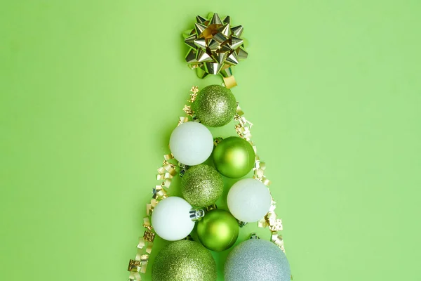 Καλά Χριστούγεννα Επίπεδη Θέσει Μπάλες Χριστούγεννα Και Χριστουγεννιάτικο Δέντρο Πράσινο — Φωτογραφία Αρχείου