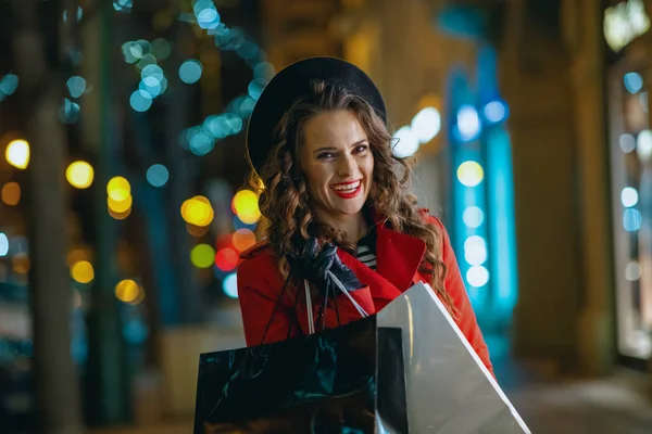 Winter Fun Portrait Happy Trendy Woman Red Coat Black Beret — Stock Photo, Image