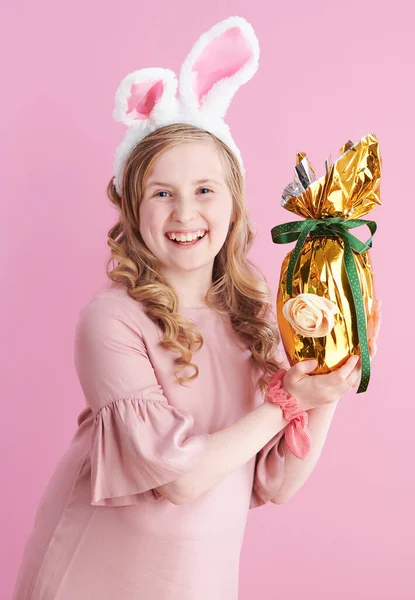 Portrait Enfant Moderne Heureux Avec Longs Cheveux Blonds Ondulés Avec — Photo