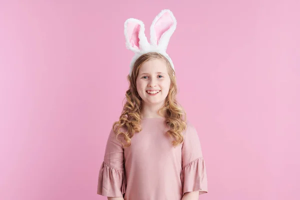 Portrait Enfant Heureux Élégant Robe Rose Avec Des Oreilles Lapin — Photo