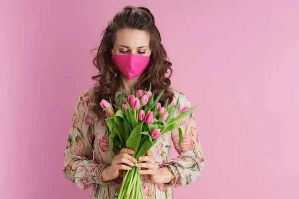 Young Woman Long Wavy Brunette Hair Tulips Bouquet Pink Mask — Stock Photo, Image
