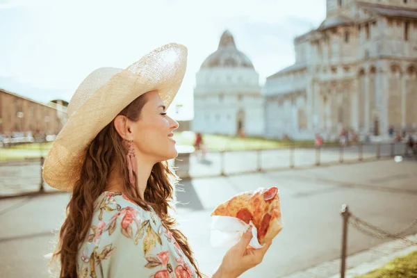 Relaxed Elegant Middle Aged Traveller Woman Floral Dress Pizza Hat — Stock Photo, Image