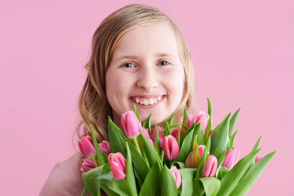 Portrait Enfant Moderne Souriant Aux Longs Cheveux Blonds Ondulés Avec — Photo