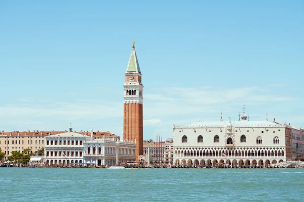 Ландшафт Святыми Отметками Campanile Дворец Дожей Большой Канал Венеции Италия — стоковое фото