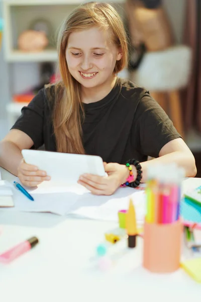 Smiling Modern School Girl Grey Shirt Tablet Having Distance Education — Stock Photo, Image