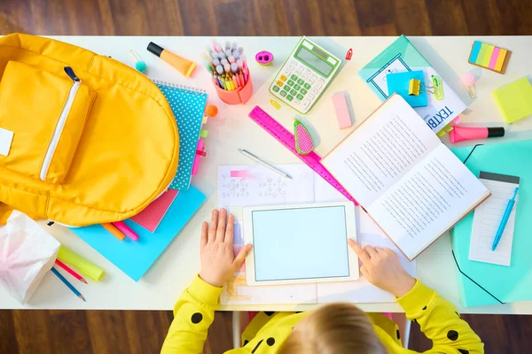 Terug Naar School Bovenaanzicht Van Moderne Schoolmeisje Met Werkboeken Stationaire — Stockfoto