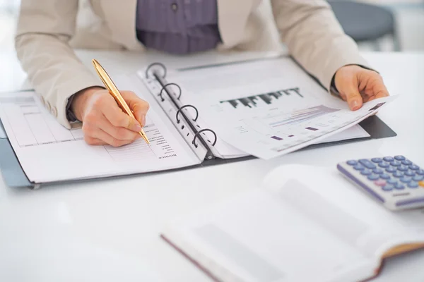 Closeup on business woman working with documents — Stock Photo, Image
